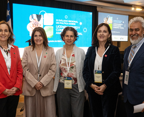 Valentina Durán, Paula Narváez, Maisa Rojas, Marie Claude Plumer y Juan Martínez.